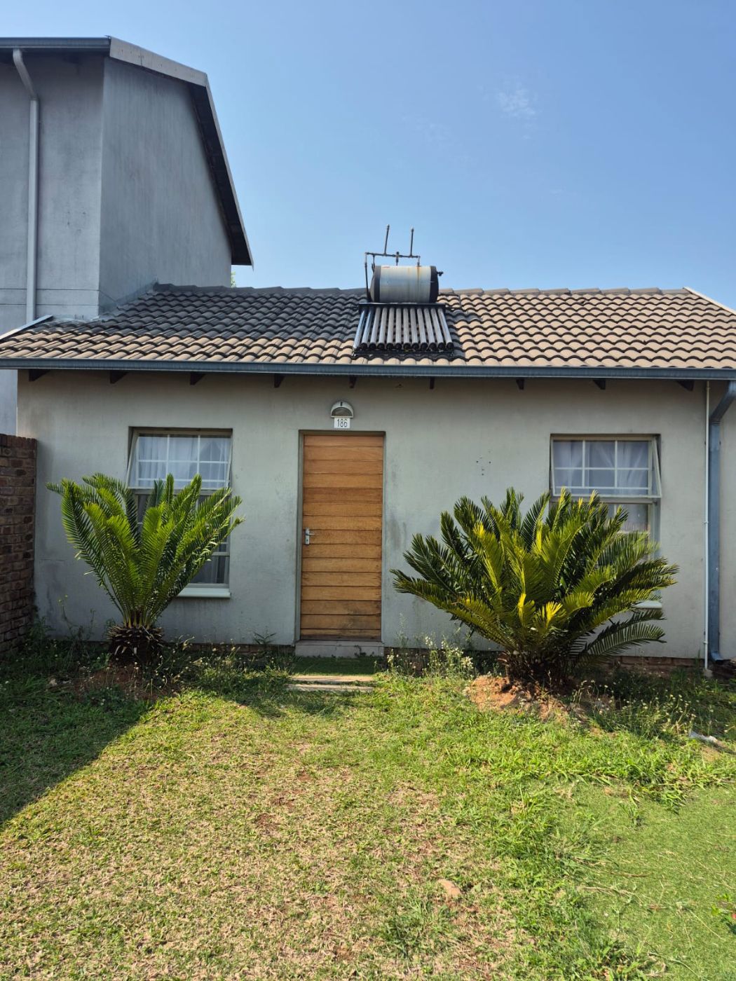 Single-storey cluster for sale in Karino - 1NS1753394