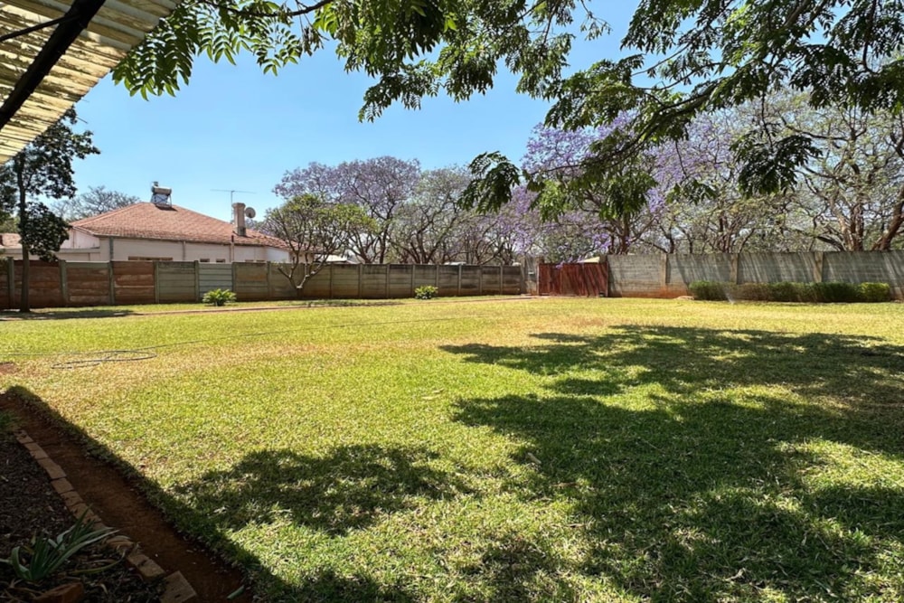 House for sale in Suburbs, Zimbabwe - 3ZB1753433 House for sale in Suburbs, Zimbabwe - 3ZB1753433