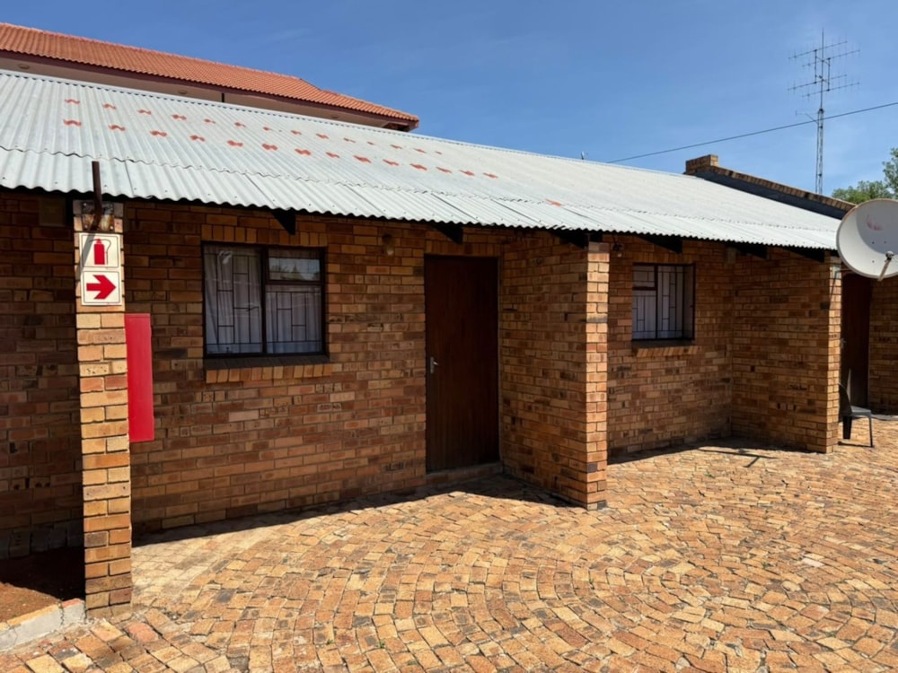 Bachelor apartment to rent in Die Bult, Potchefstroom - 1PCH1753441 Bachelor apartment to rent in Die Bult, Potchefstroom - 1PCH1753441