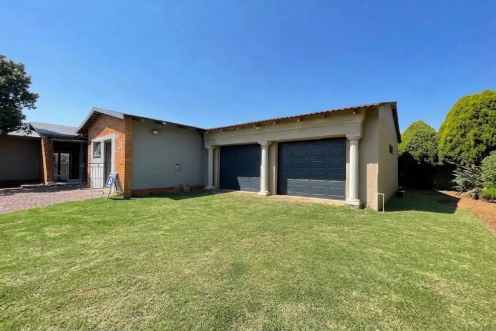House for sale in Vanderbijlpark SE 2 - 1VT1753712
