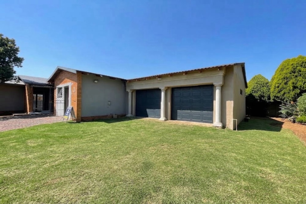 House for sale in Vanderbijlpark SE 2 - 1VT1753712 House for sale in Vanderbijlpark SE 2 - 1VT1753712
