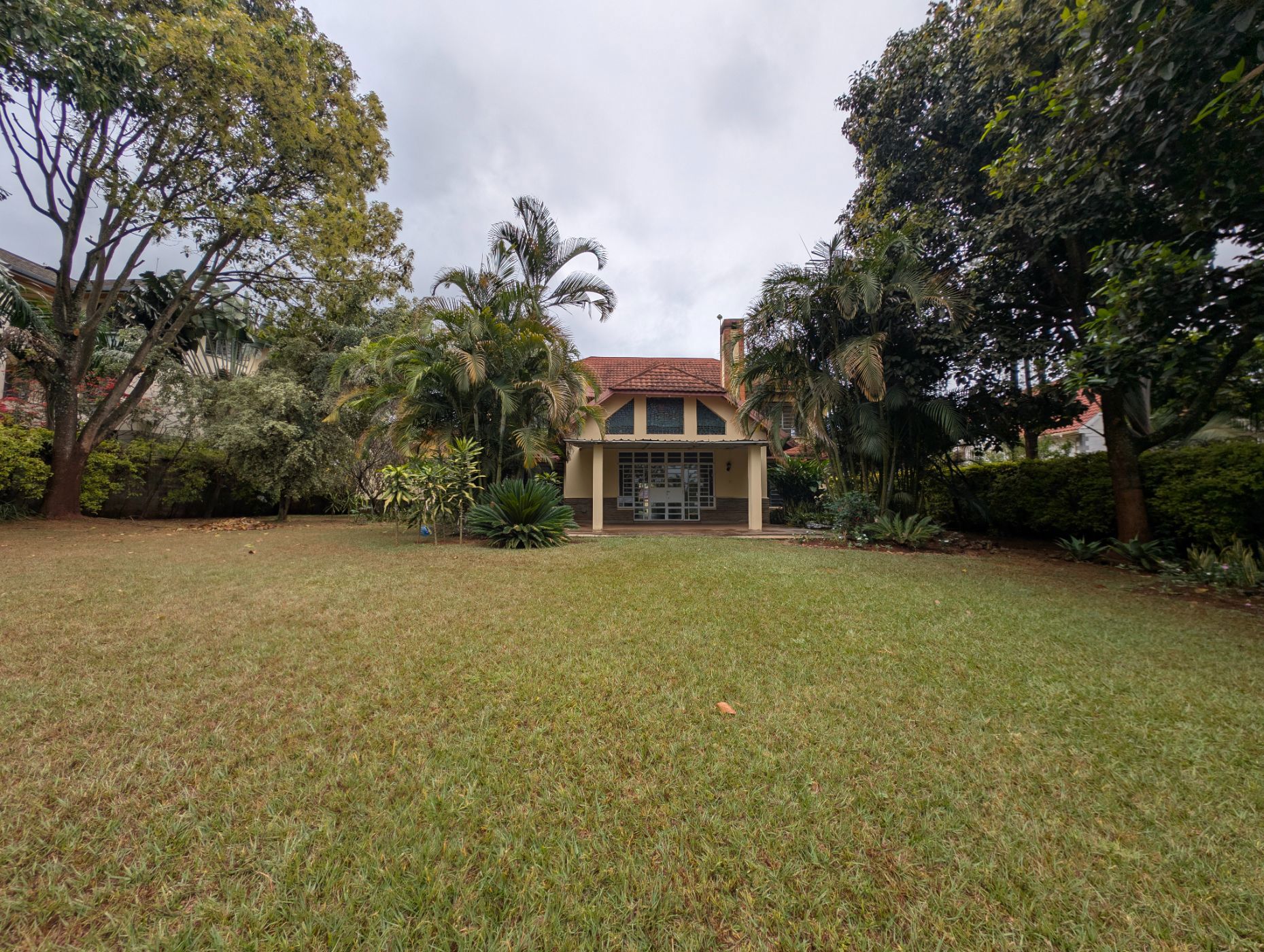 Double-storey house to rent in Runda , Kenya - 3KE1753536