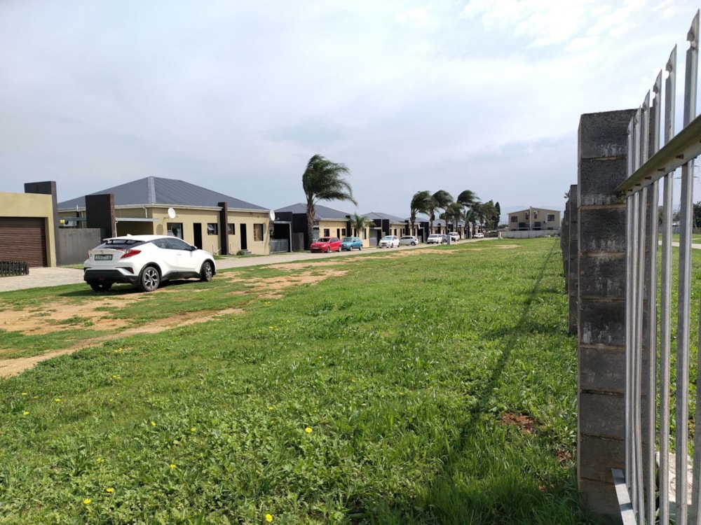 Vacant land for sale in Campher Park - 1UK1753554 Vacant land for sale in Campher Park - 1UK1753554