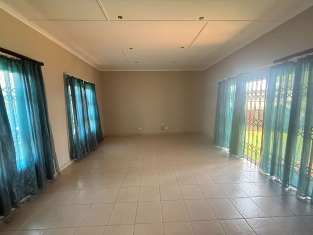House to rent in Empangeni - 1RY1753594
