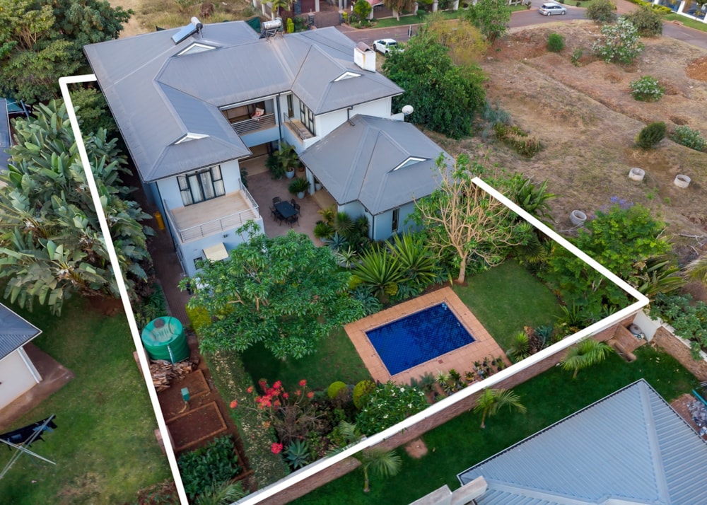 Golf estate house for sale in Borrowdale Brooke, Zimbabwe - 3ZB1753625 Golf estate house for sale in Borrowdale Brooke, Zimbabwe - 3ZB1753625