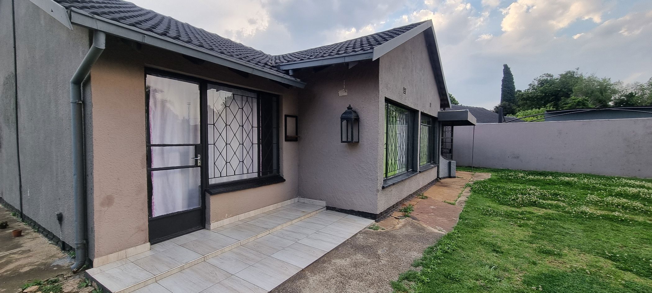 House to rent in Anzac - 1BJ1753653
