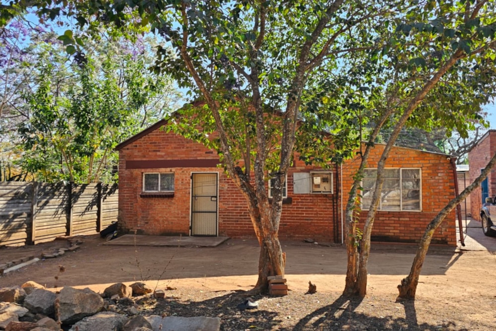 House for sale in Hillside, Bulawayo, Zimbabwe - 3ZB1753806 House for sale in Hillside, Bulawayo, Zimbabwe - 3ZB1753806