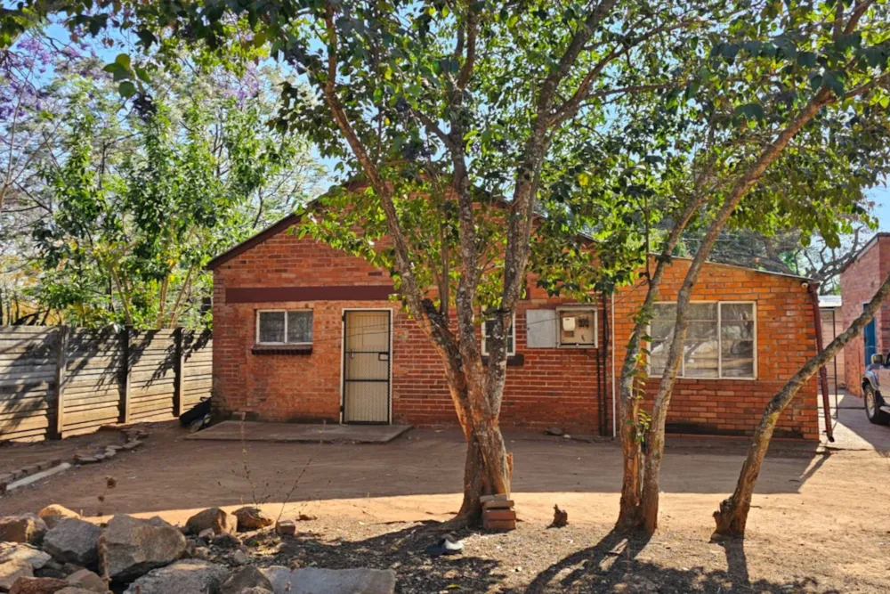 House for sale in Hillside, Bulawayo, Zimbabwe - 3ZB1753806 House for sale in Hillside, Bulawayo, Zimbabwe - 3ZB1753806