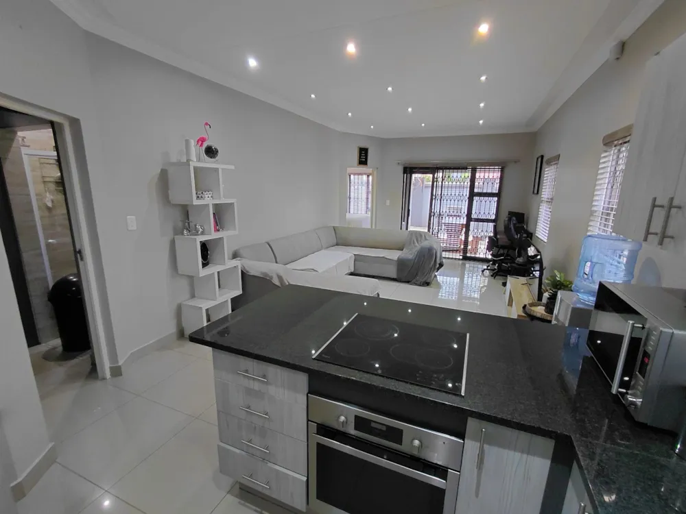 Townhouse for sale in Lyttelton Manor - CN1753731