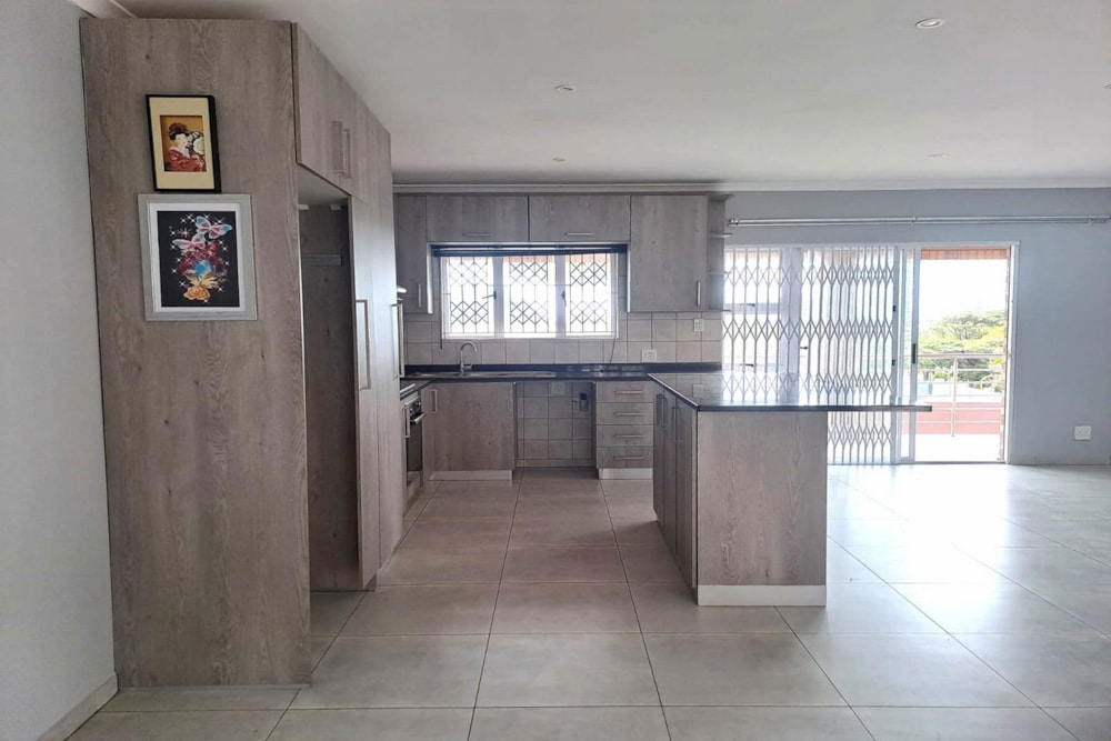 Apartment to rent in Athlone Park - 1WB1754147 Apartment to rent in Athlone Park - 1WB1754147