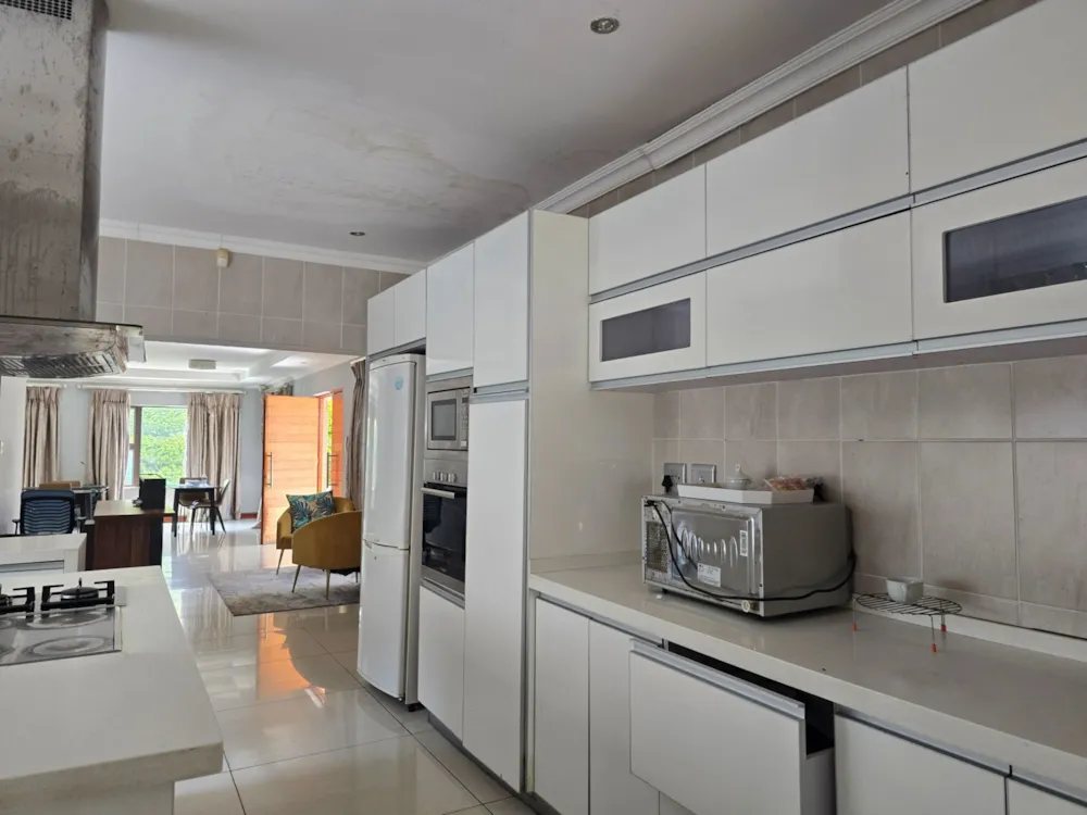 House for sale in Broadhurst, Botswana - 3BO1754558 House for sale in Broadhurst, Botswana - 3BO1754558