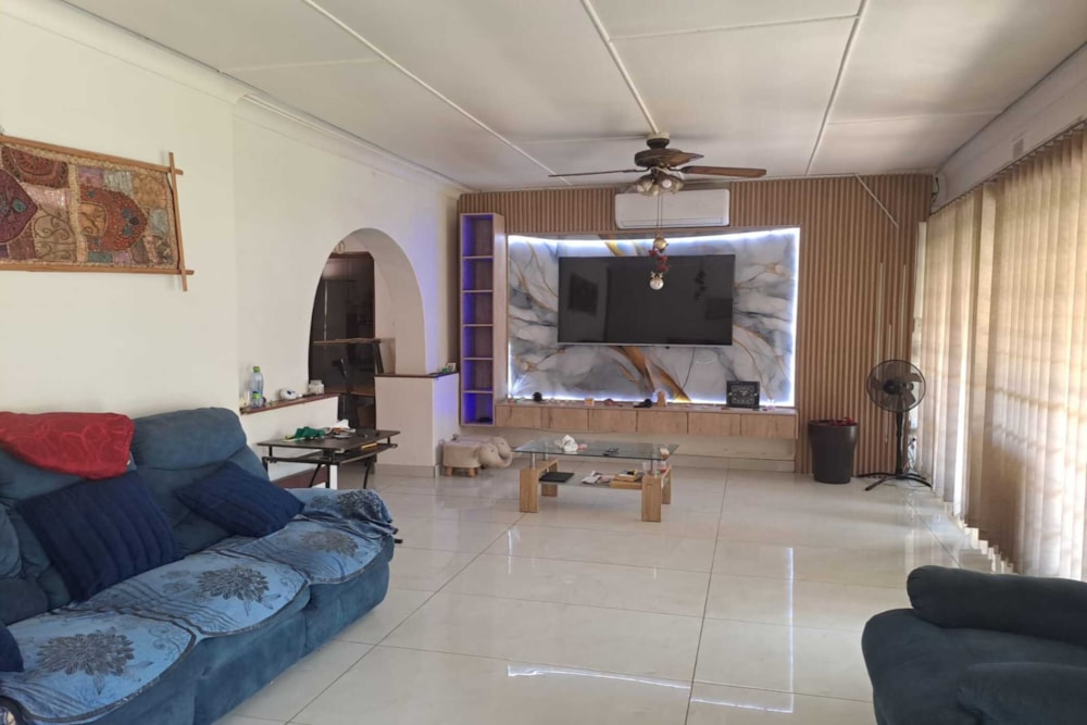 House to rent in Athlone Park - 1WB1751222 House to rent in Athlone Park - 1WB1751222