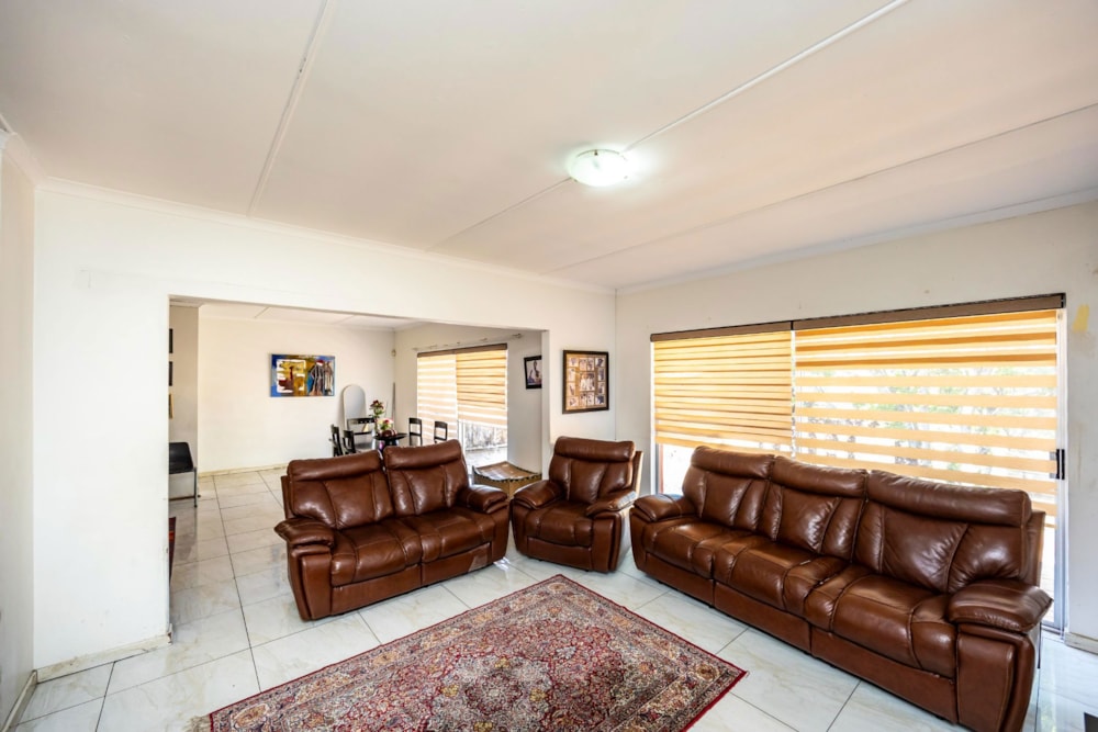 House for sale in Vincent Heights - 1EZ1753339