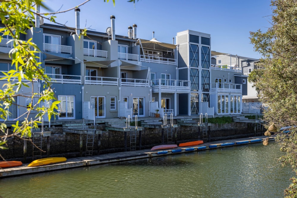 Double-storey apartment for sale in Thesen Islands - 1KG1750470 Double-storey apartment for sale in Thesen Islands - 1KG1750470