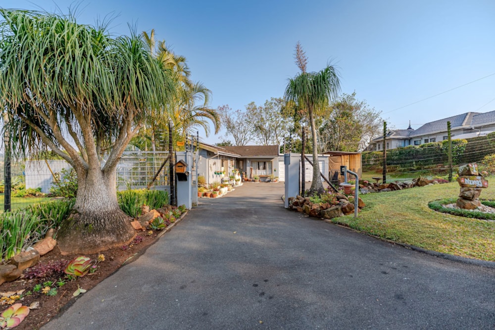 Single-storey house for sale in Waterfall, Upper Highway - 1KF1751683 Single-storey house for sale in Waterfall, Upper Highway - 1KF1751683