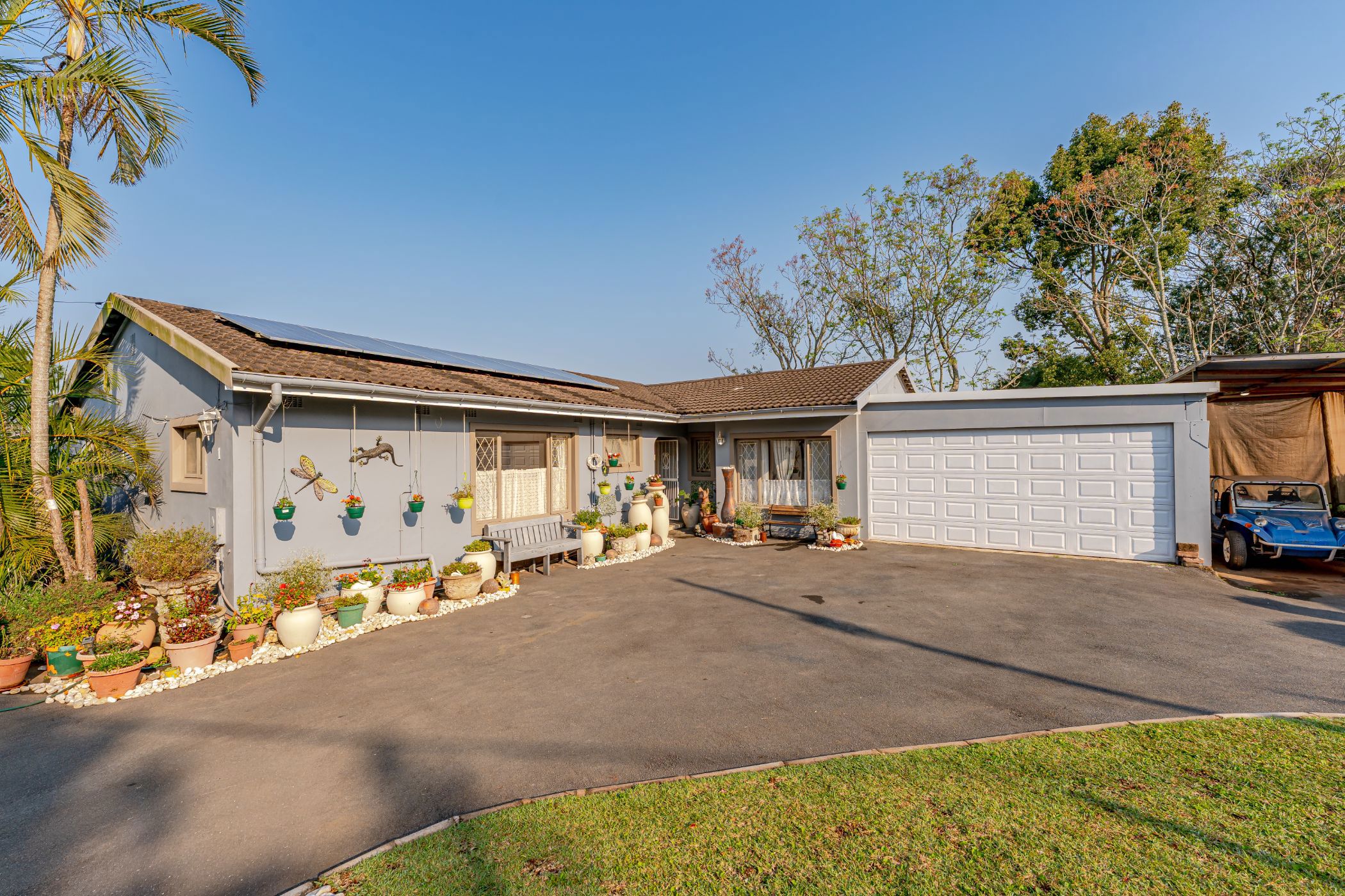 Single-storey house for sale in Waterfall, Upper Highway - 1KF1751683