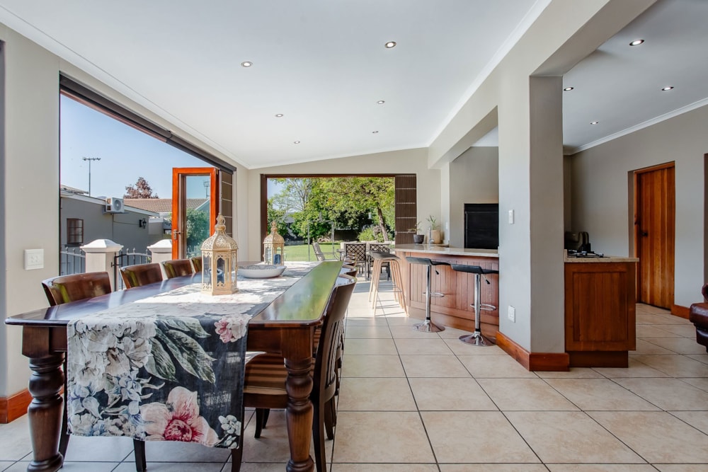 House for sale in Paarl Central - TK1728488 House for sale in Paarl Central - TK1728488