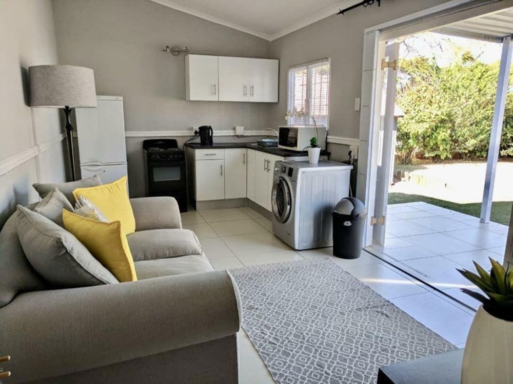 Garden cottage to rent in Durban North - 1ND1752982 Garden cottage to rent in Durban North - 1ND1752982