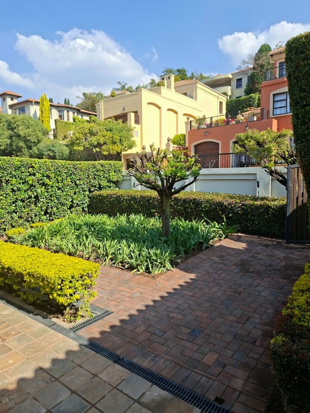 House to rent in Waterkloof Ridge - PTL1751380 House to rent in Waterkloof Ridge - PTL1751380