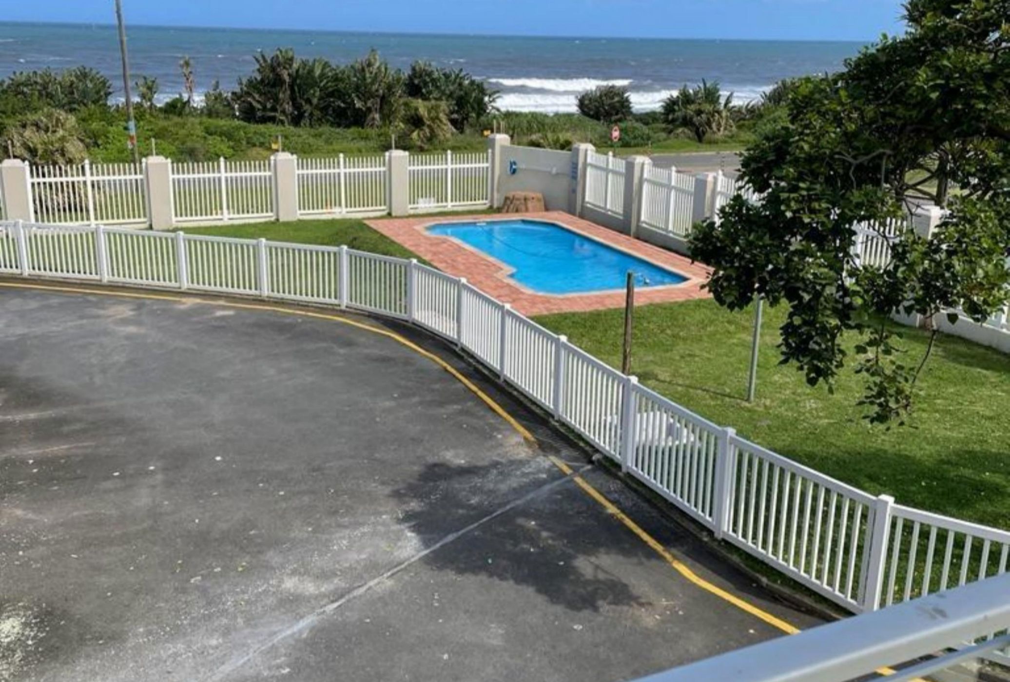 Apartment for sale in Uvongo - 1PSH1753097