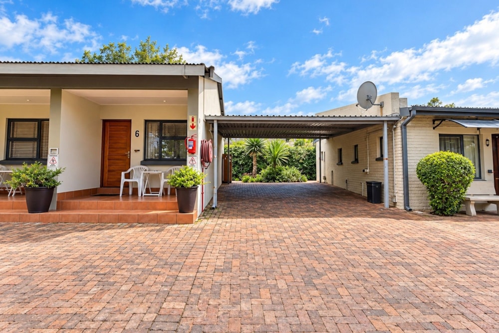Guesthouse for sale in Ermelo - 1EM1753475 Guesthouse for sale in Ermelo - 1EM1753475