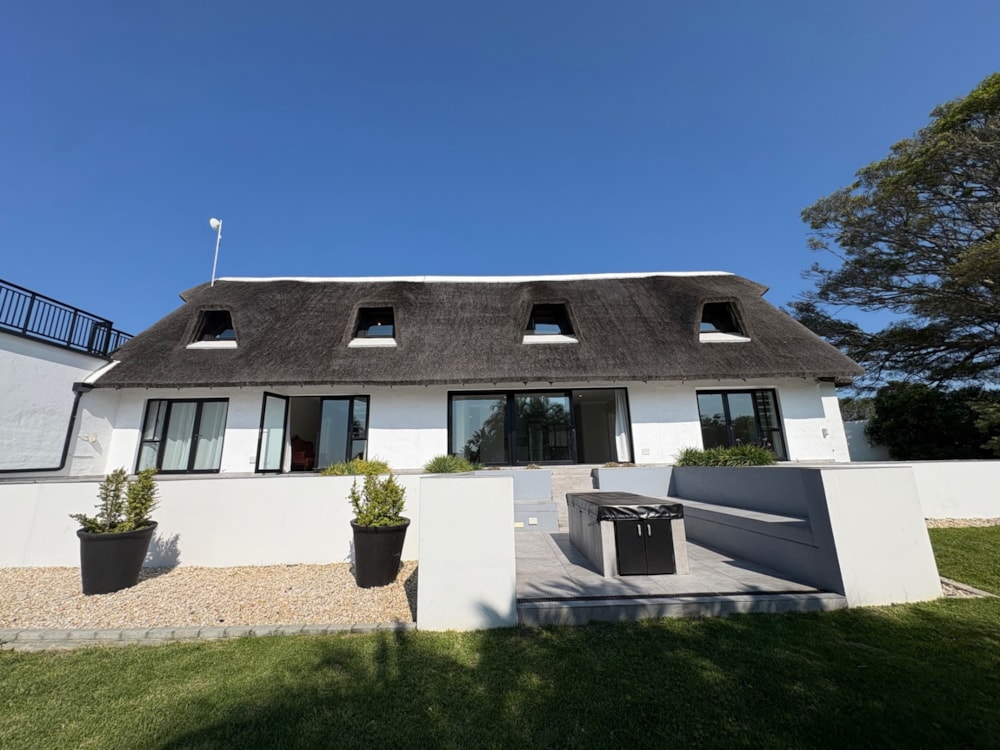Double-storey house to rent in Village - 1SA1751912 Double-storey house to rent in Village - 1SA1751912