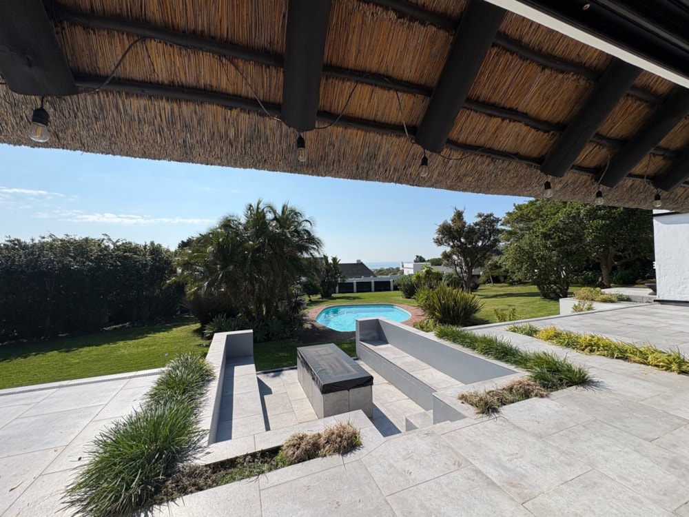 Double-storey house to rent in Village - 1SA1751912 Double-storey house to rent in Village - 1SA1751912