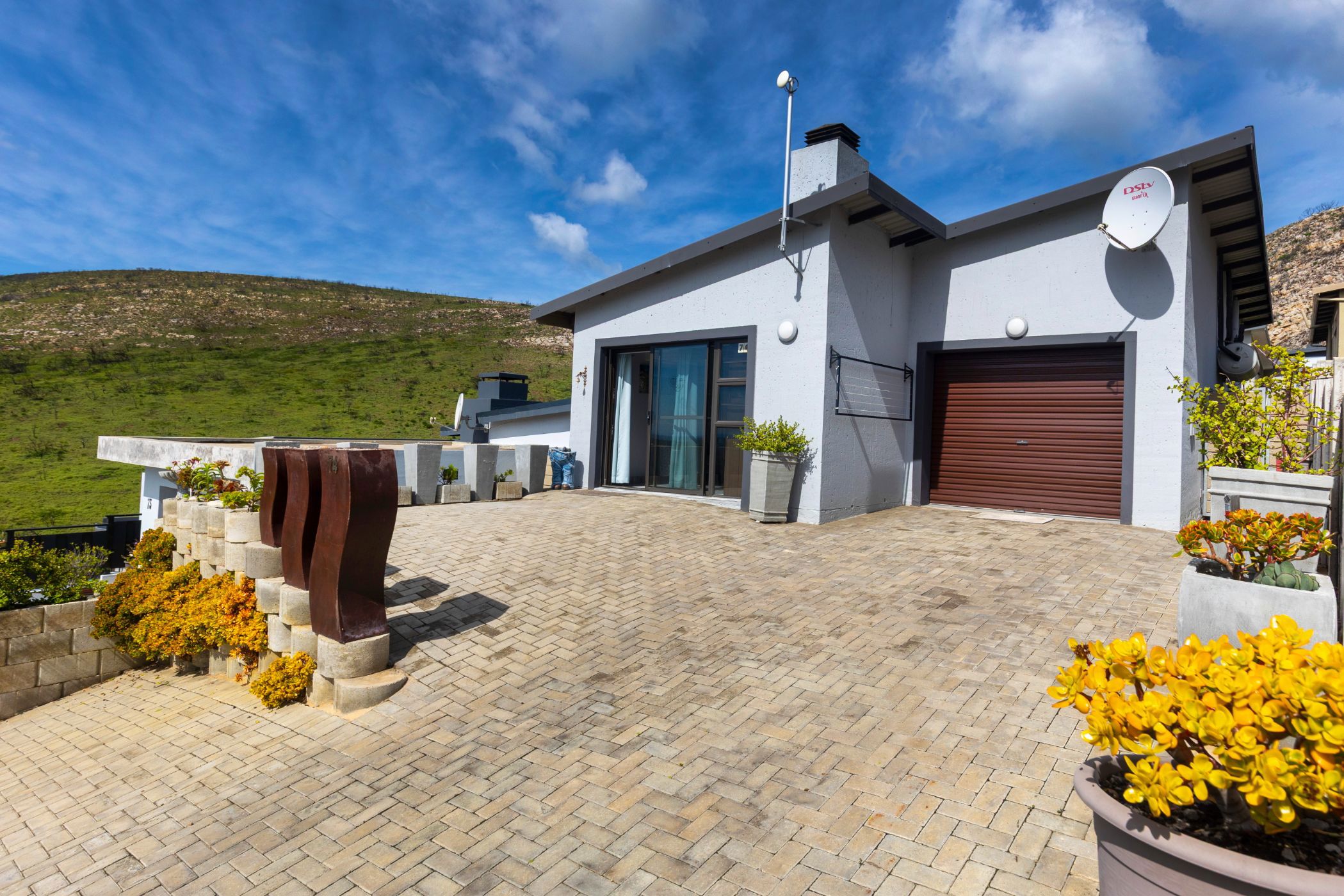 Townhouse for sale in Island View, Hartenbos - 1MB1752563