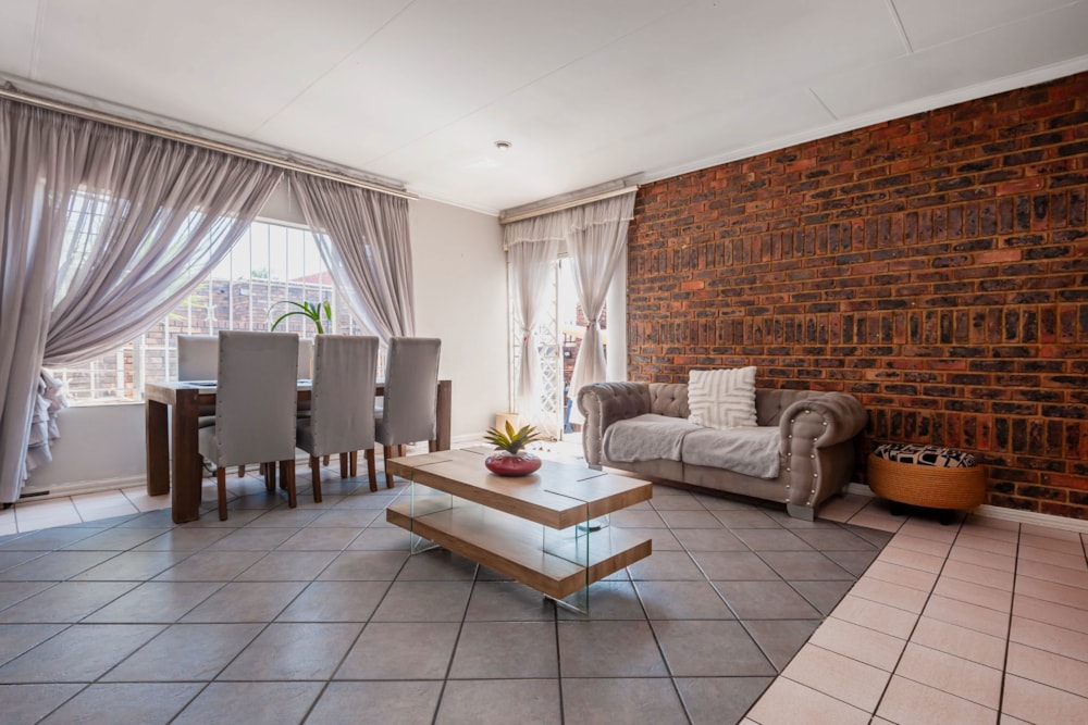 Townhouse for sale in Randhart - 1GV1752970