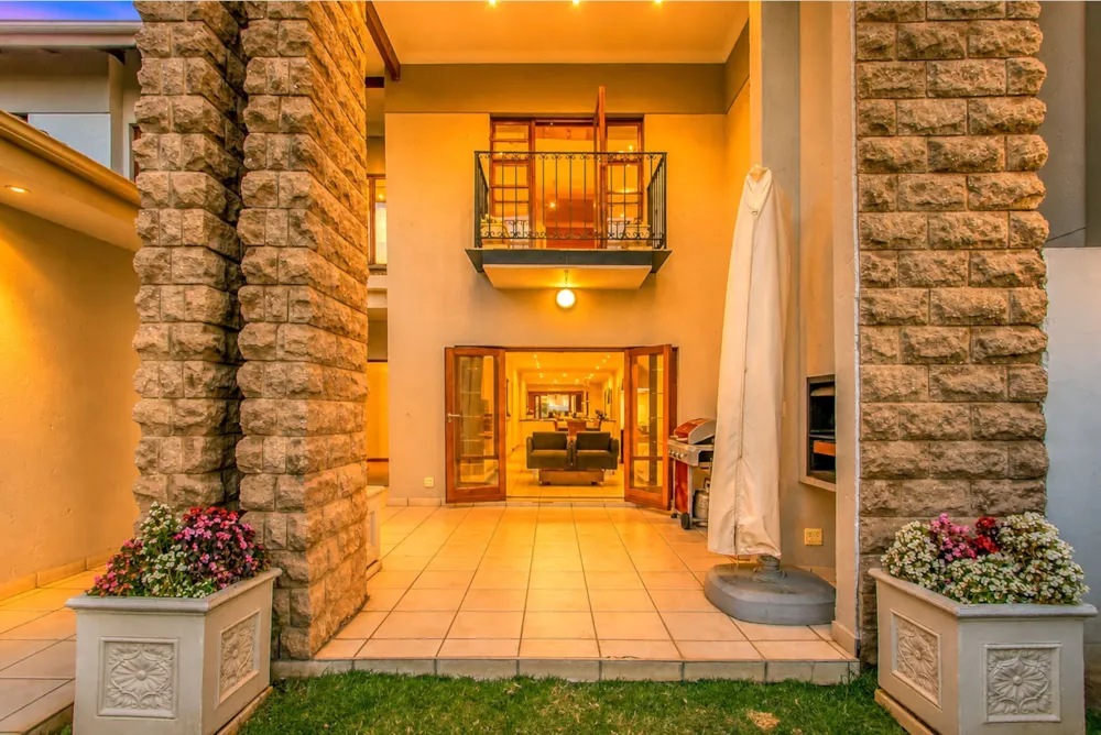 Cluster for sale in Waverley, Johannesburg - HP1728074 Cluster for sale in Waverley, Johannesburg - HP1728074