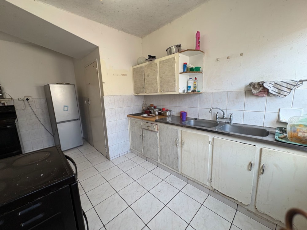Security complex home for sale in Empangeni - 1RY1752697 Security complex home for sale in Empangeni - 1RY1752697
