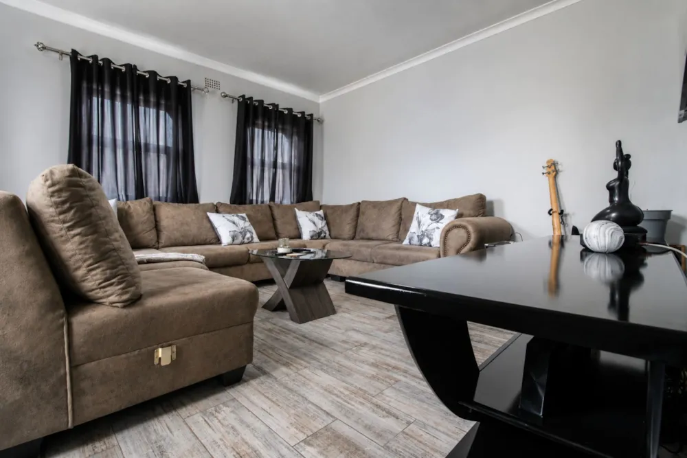 House let in Bothasig - 1PLA1751584 House let in Bothasig - 1PLA1751584