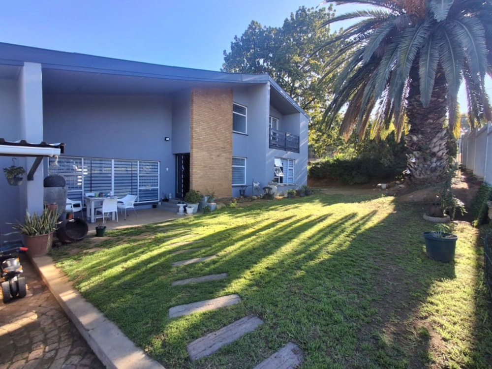 House for sale in Amandelrug, Malmesbury - 1MS1751844 House for sale in Amandelrug, Malmesbury - 1MS1751844