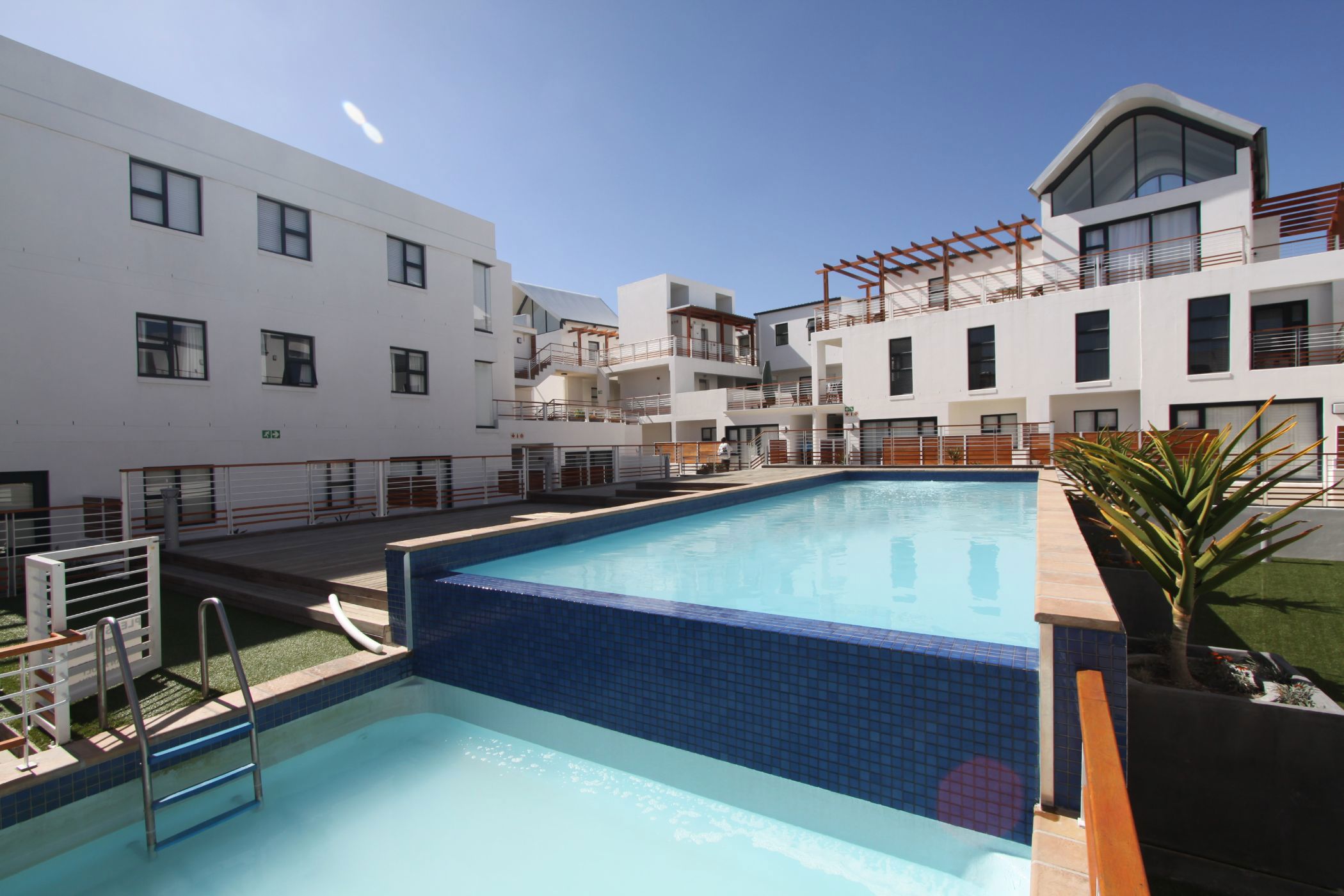 Apartment for sale in Big Bay - 1TV1751201