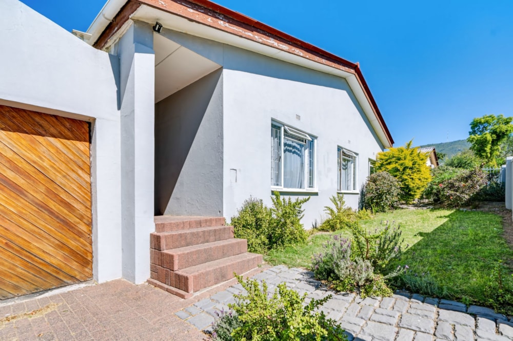 House for sale in Paarl North - TK1751122 House for sale in Paarl North - TK1751122