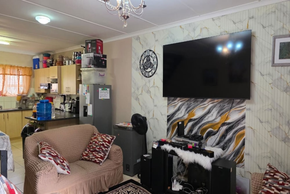 House for sale in Grahamstown (Makhanda) - 1GC1752278