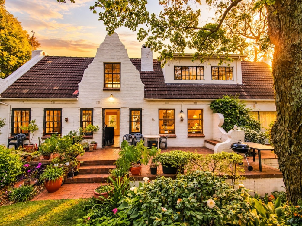 Double-storey house for sale in Oaklands, Johannesburg - HP1753343 Double-storey house for sale in Oaklands, Johannesburg - HP1753343