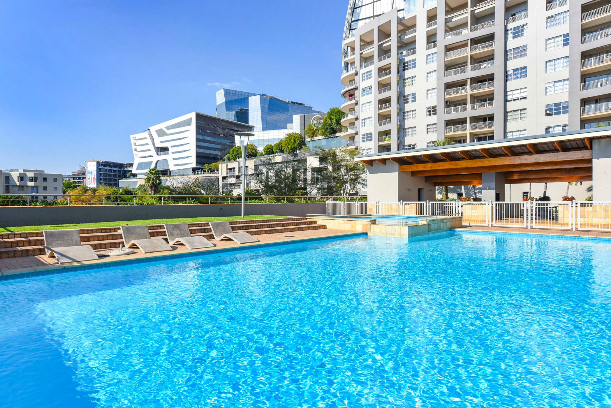 Apartment for sale in Sandhurst - HP1753361