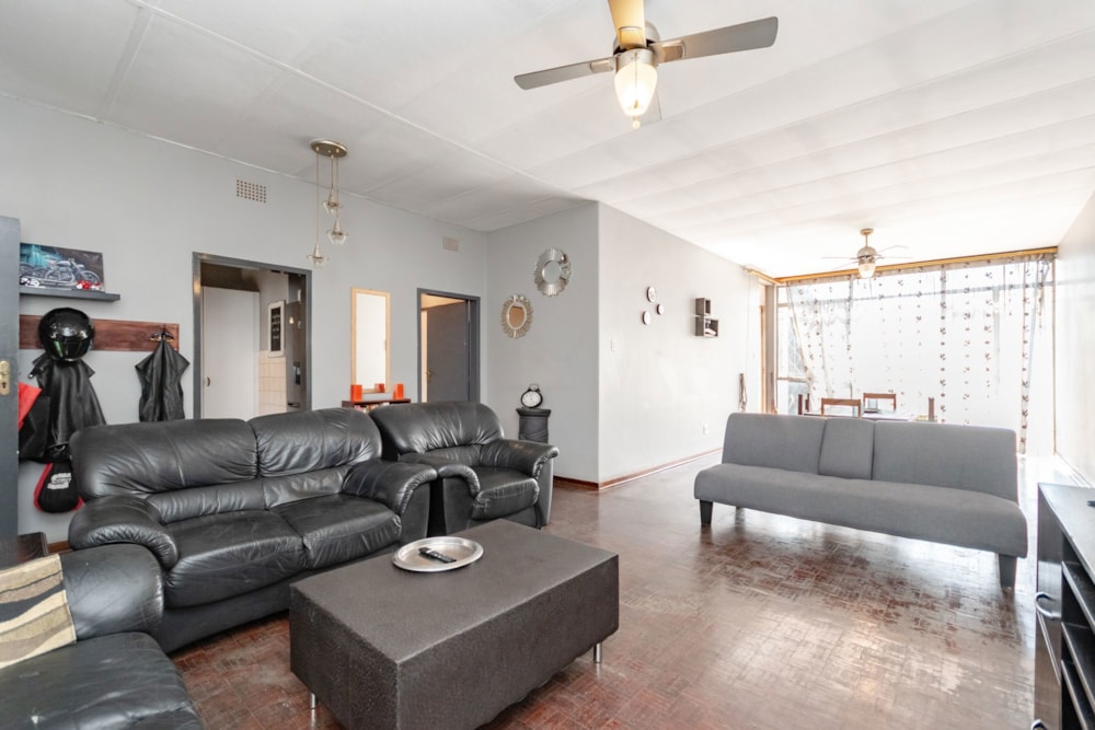 Apartment for sale in Benoni - EN1752805 Apartment for sale in Benoni - EN1752805