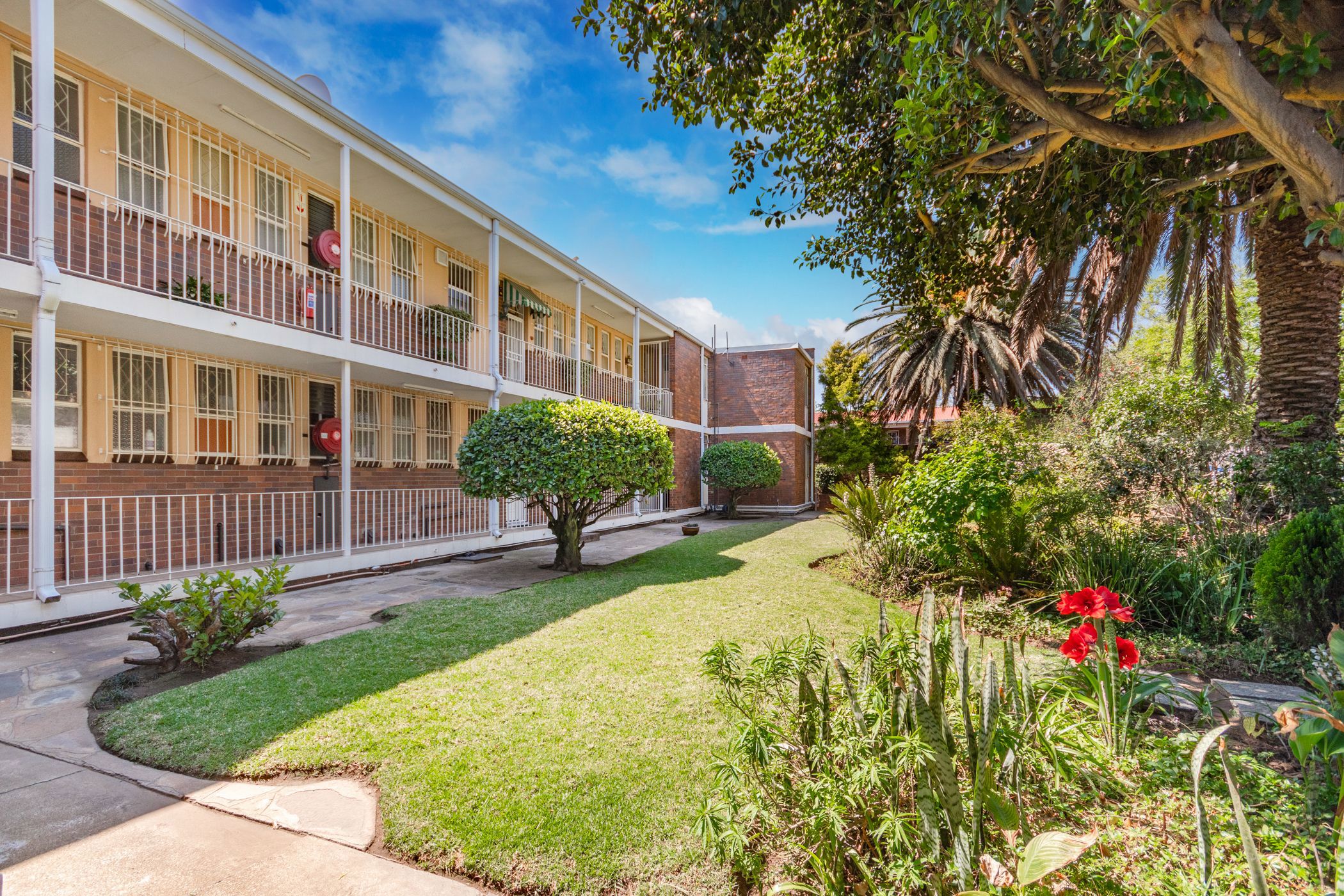 Apartment for sale in Benoni - EN1752805