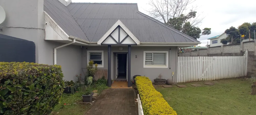 House to rent in Abbotsford, East London - 1EZ1753016 House to rent in Abbotsford, East London - 1EZ1753016