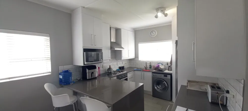 House to rent in Abbotsford, East London - 1EZ1753016 House to rent in Abbotsford, East London - 1EZ1753016