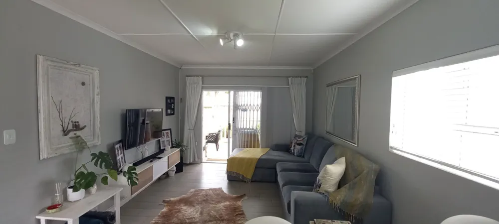 House to rent in Abbotsford, East London - 1EZ1753016 House to rent in Abbotsford, East London - 1EZ1753016