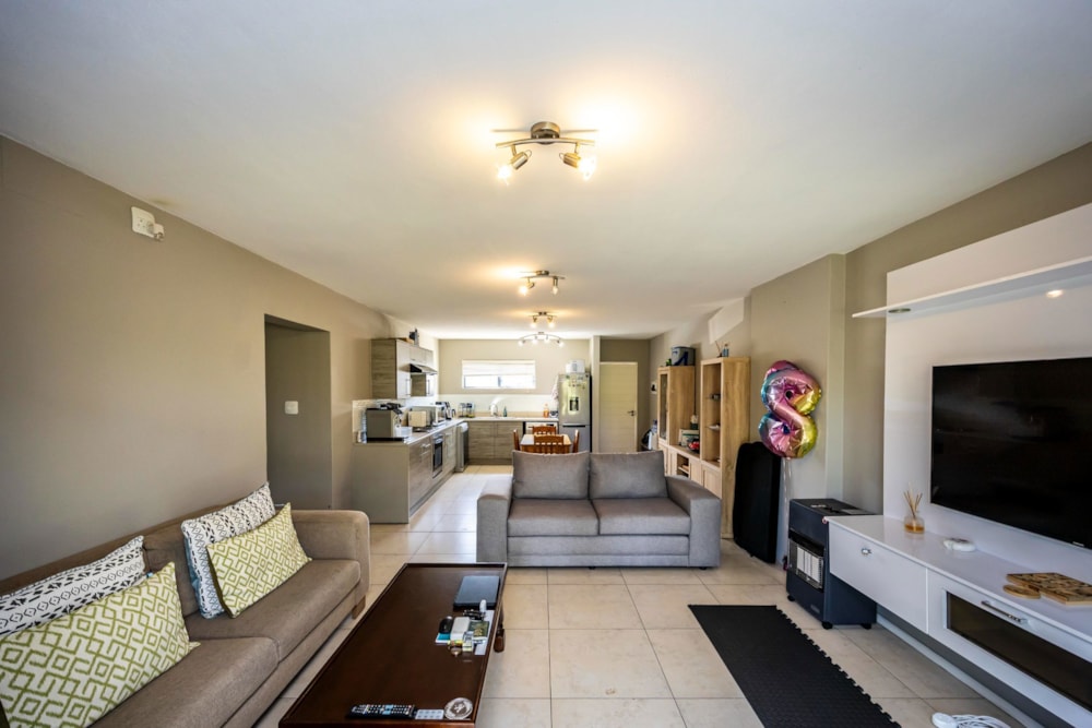 Apartment for sale in Nahoon Valley Park - 1EZ1753633 Apartment for sale in Nahoon Valley Park - 1EZ1753633