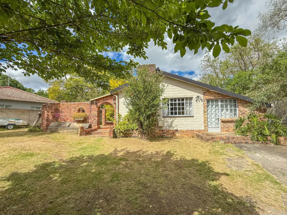 House for sale in Oatlands, Grahamstown, Makhanda - 1GC1736400 House for sale in Oatlands, Grahamstown, Makhanda - 1GC1736400