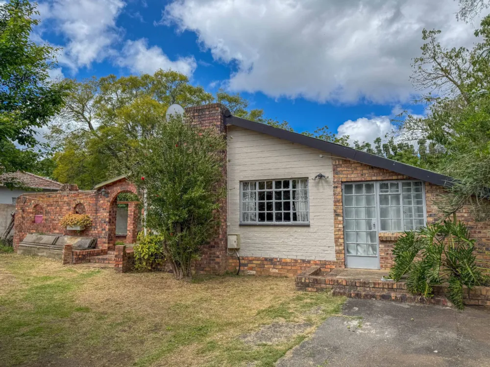 House for sale in Oatlands, Grahamstown, Makhanda - 1GC1736400 House for sale in Oatlands, Grahamstown, Makhanda - 1GC1736400