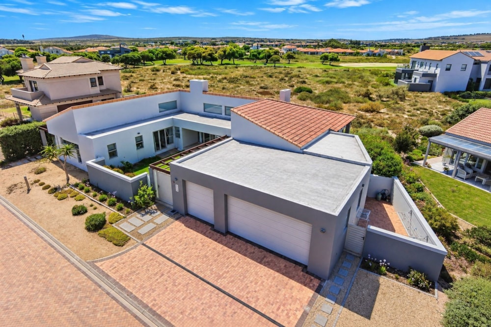 Golf estate house for sale in Langebaan Country Estate - LA1724345 Golf estate house for sale in Langebaan Country Estate - LA1724345