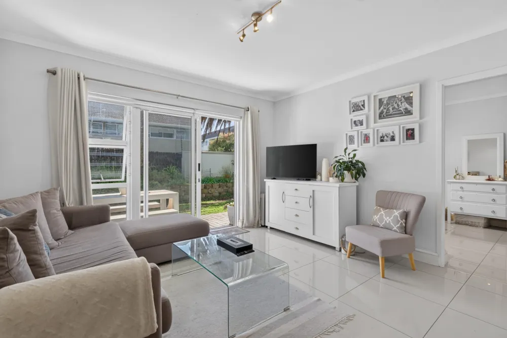 Apartment for sale in Kenilworth Upper - KW1753209