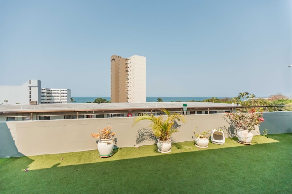 Apartment for sale in uMhlanga Rocks - 1ND1752139