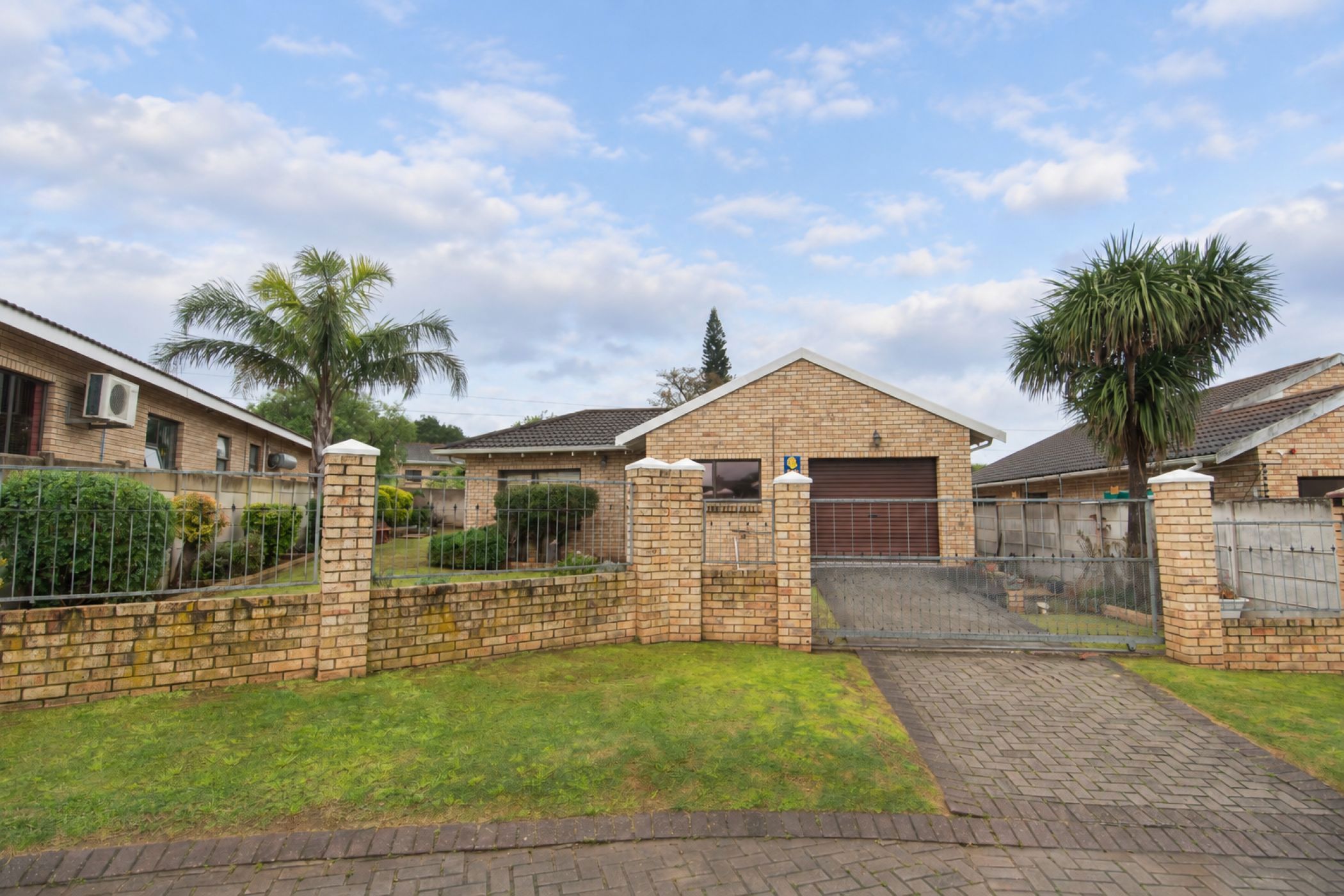 House for sale in Vanes Estate - 1UK1752869
